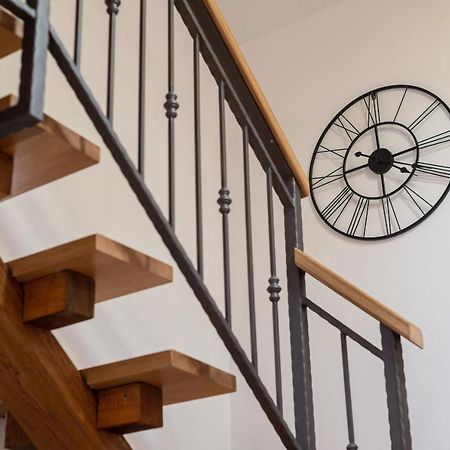 La Guardia Apartment With Free Private Parking Rijeka Buitenkant foto
