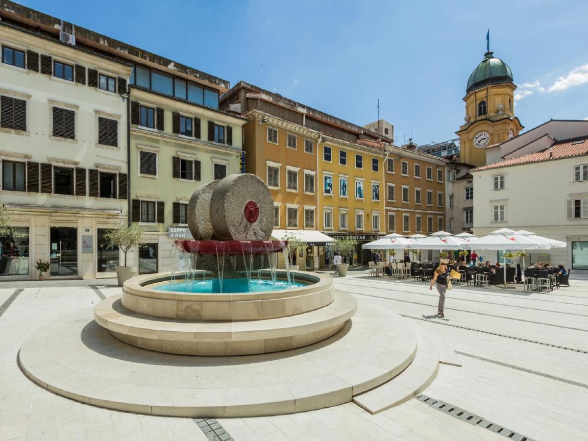 La Guardia Apartment With Free Private Parking Rijeka Buitenkant foto