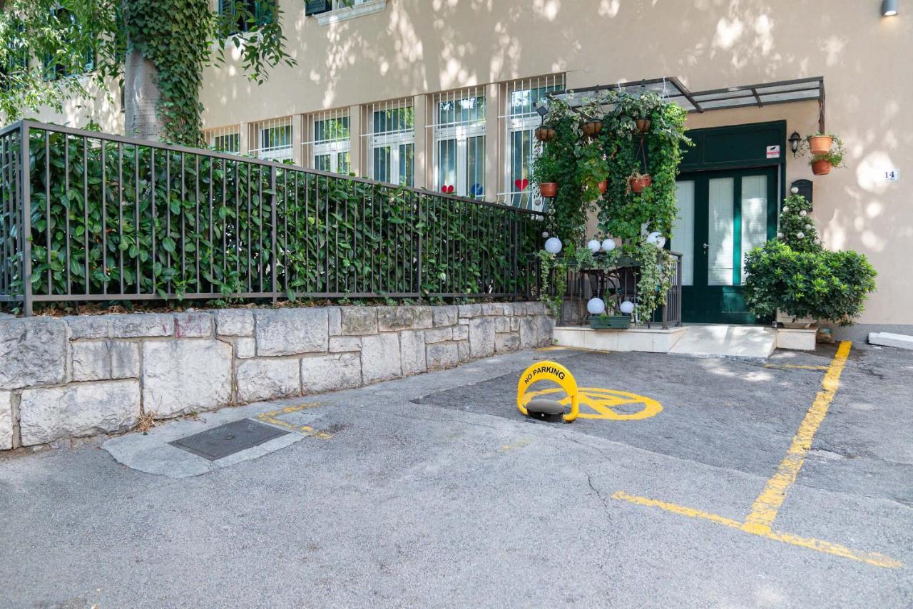 La Guardia Apartment With Free Private Parking Rijeka Buitenkant foto
