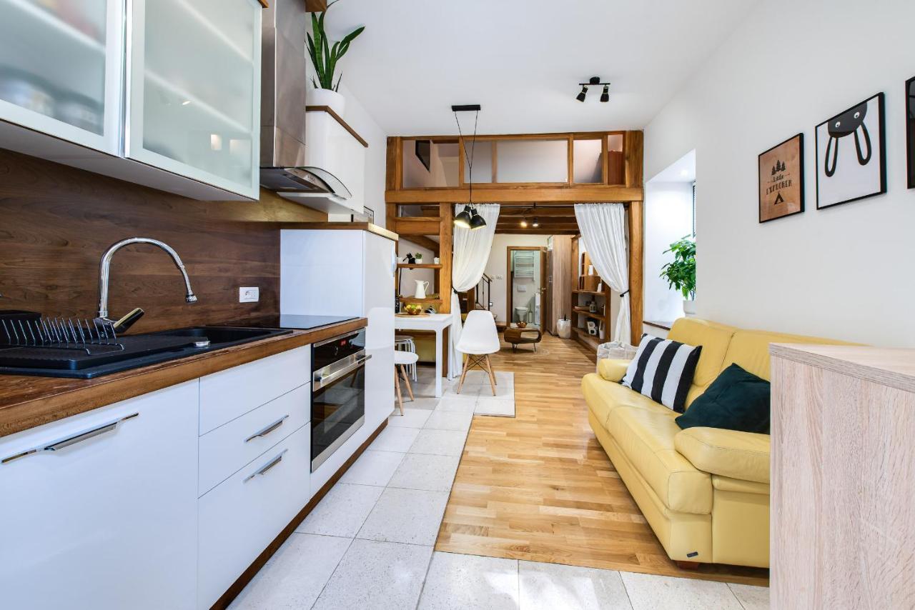 La Guardia Apartment With Free Private Parking Rijeka Buitenkant foto