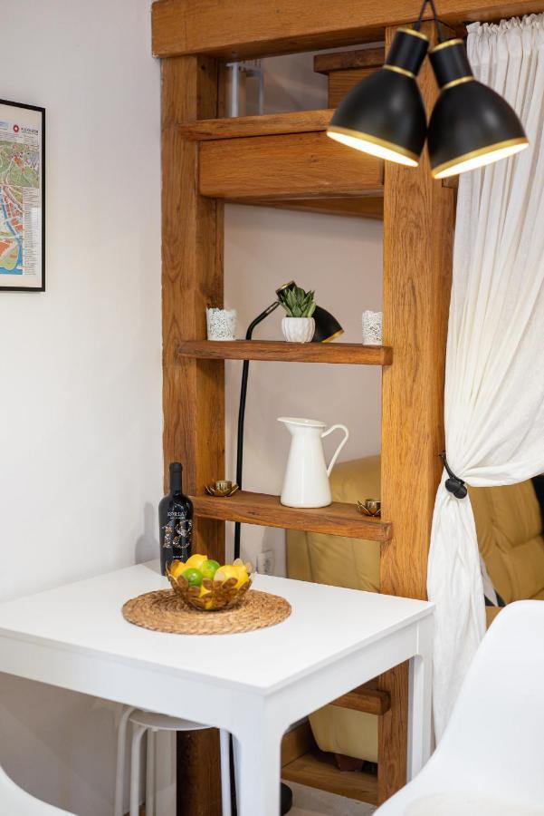 La Guardia Apartment With Free Private Parking Rijeka Buitenkant foto